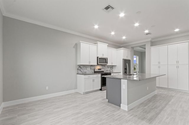 5182 Liberty Lane, Westlake, FL 33470