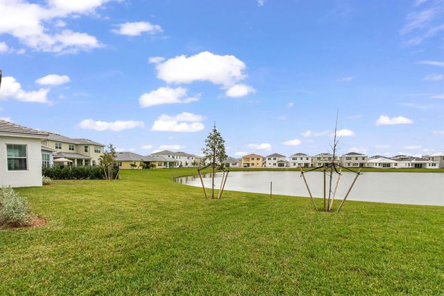 5182 Liberty Lane, Westlake, FL 33470