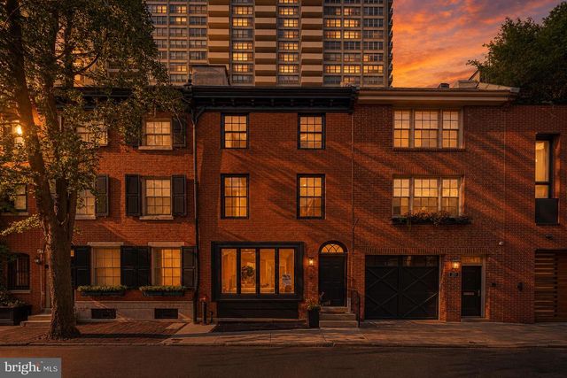 1923 MANNING ST, Philadelphia, PA 19103