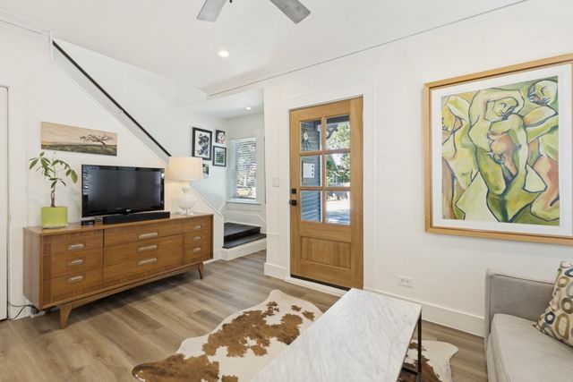 609 N Fulton Street, Dallas, TX 75214