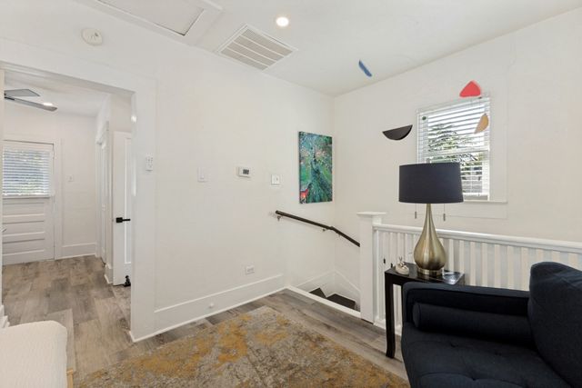609 N Fulton Street, Dallas, TX 75214