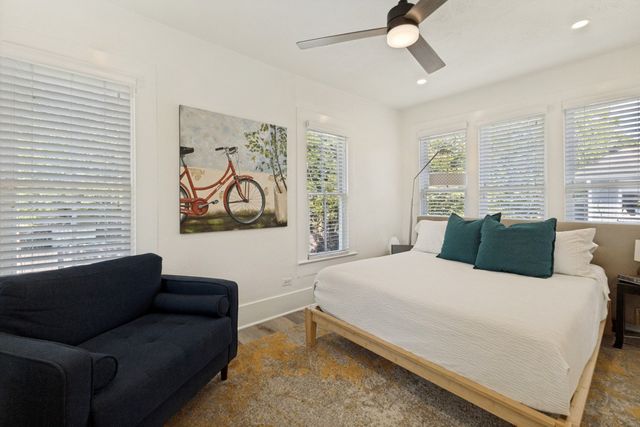 609 N Fulton Street, Dallas, TX 75214