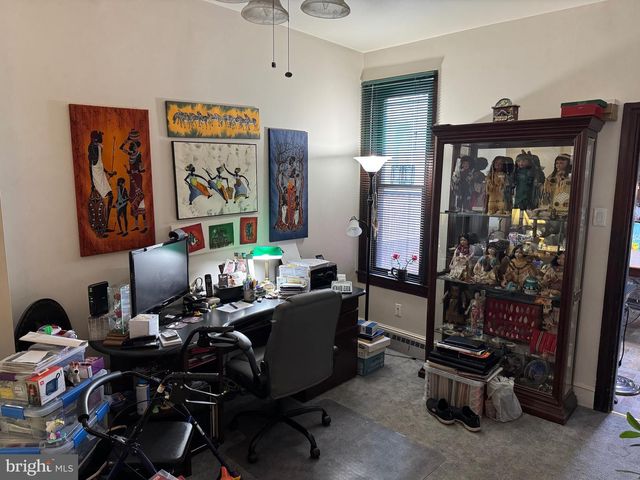 908 W COLLEGE AVE, York, PA 17401