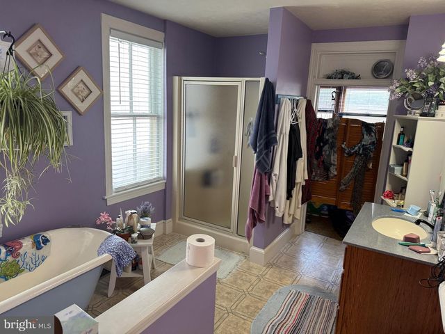 908 W COLLEGE AVE, York, PA 17401