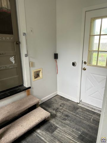 803 Neosho St, Emporia, KS 66801