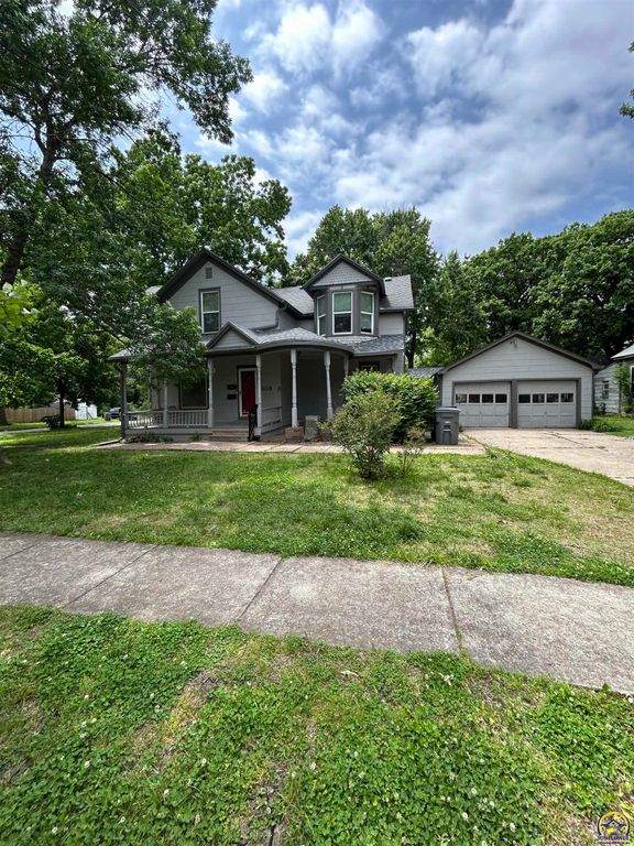 803 Neosho St, Emporia, KS 66801