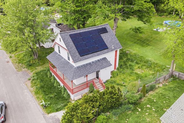 12 Green St, Brookfield, MA 01506