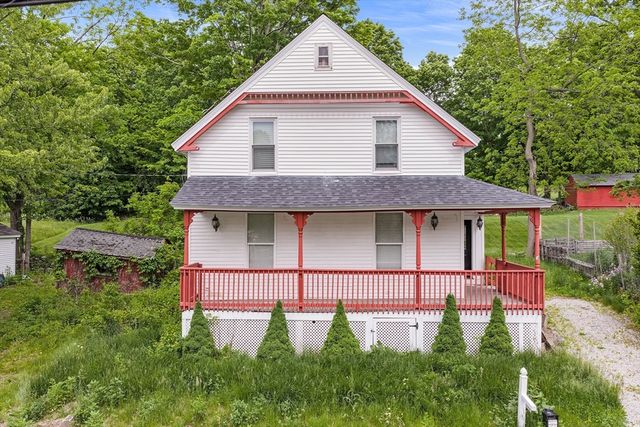 12 Green St, Brookfield, MA 01506