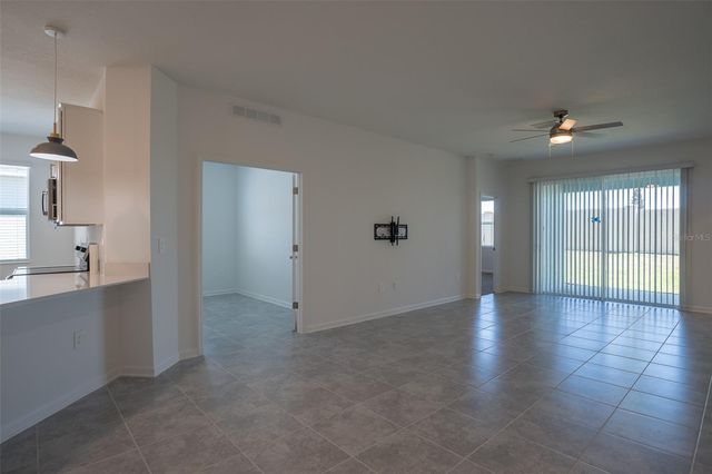 2047 PUNCH BOWL AVENUE, Davenport, FL 33837