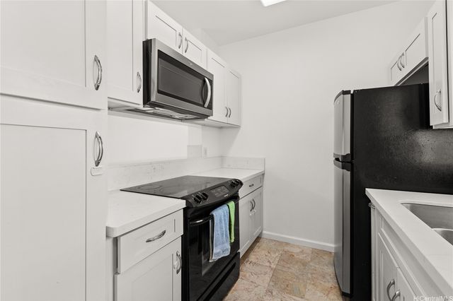 94-732 Lumiauau Street GG2, Waipahu, HI 96797