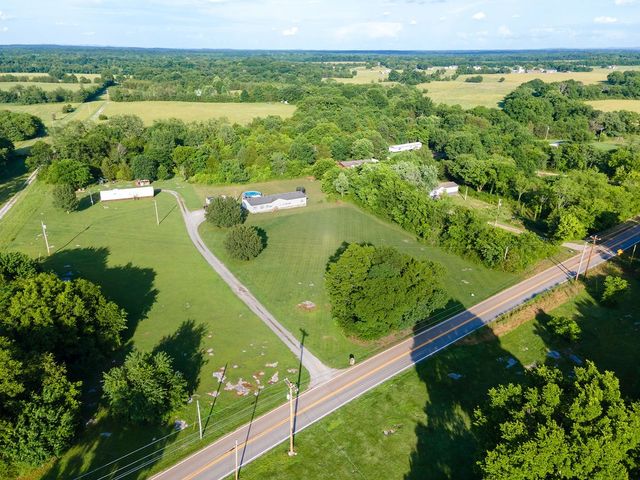2861 Verona Caney Rd, Lewisburg, TN 37091