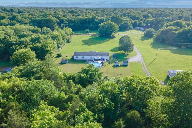 2861 Verona Caney Rd, Lewisburg, TN 37091