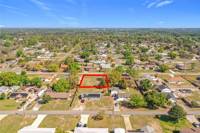 PINE STREET, Leesburg, FL 34788