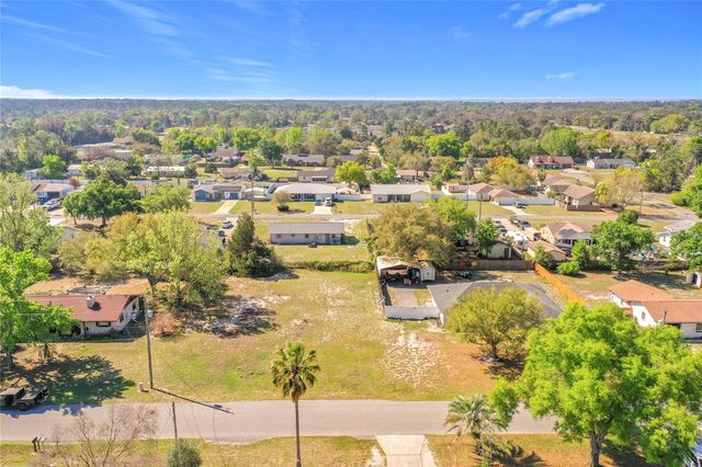 PINE STREET, Leesburg, FL 34788