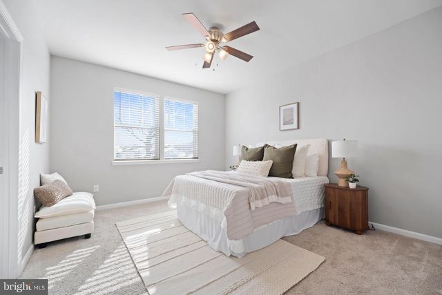 7764 VENICE LN, Severn, MD 21144