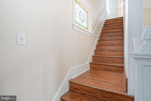 107 COLONIAL AVE, Haddonfield, NJ 08033