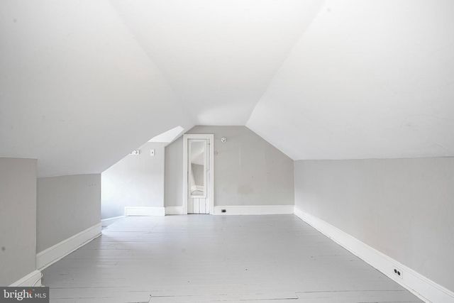 107 COLONIAL AVE, Haddonfield, NJ 08033