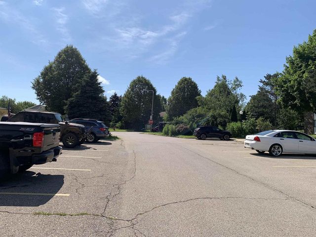 1002 N Sunnyvale Lane #I, Madison, WI 53713
