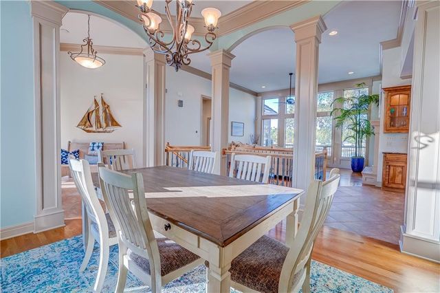 104 Arapaho Trail, Lake Winnebago, MO 64034