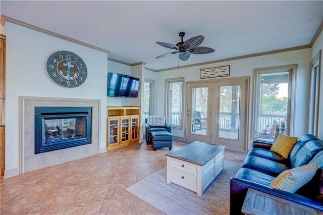 104 Arapaho Trail, Lake Winnebago, MO 64034