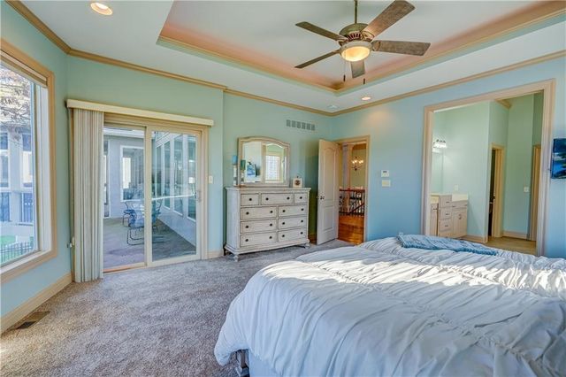 104 Arapaho Trail, Lake Winnebago, MO 64034