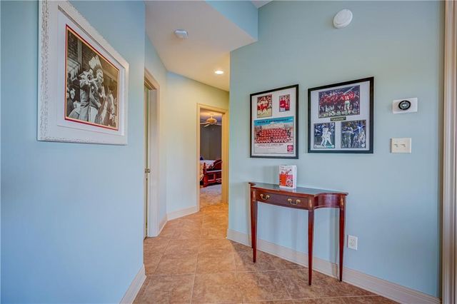 104 Arapaho Trail, Lake Winnebago, MO 64034