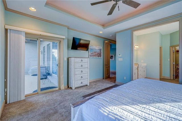 104 Arapaho Trail, Lake Winnebago, MO 64034