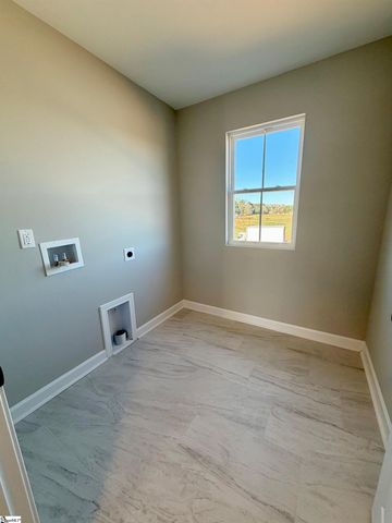 2783 Friendship Church Road, Gray Court, SC 29645