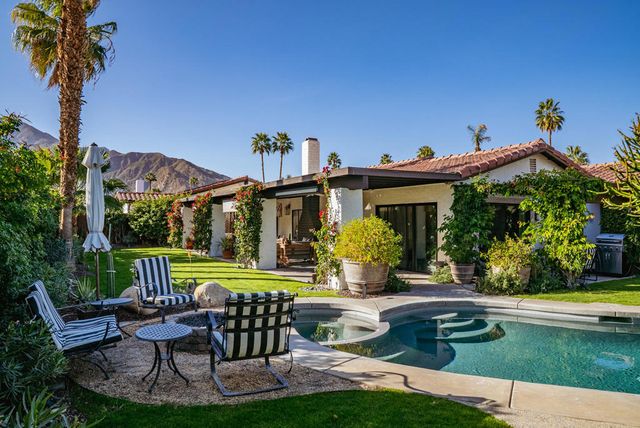 1331 E Del Paso Way, Palm Springs, CA 92262