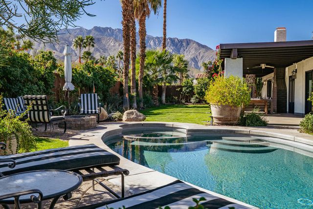 1331 E Del Paso Way, Palm Springs, CA 92262