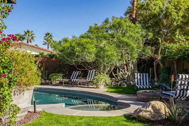 1331 E Del Paso Way, Palm Springs, CA 92262