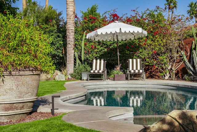 1331 E Del Paso Way, Palm Springs, CA 92262