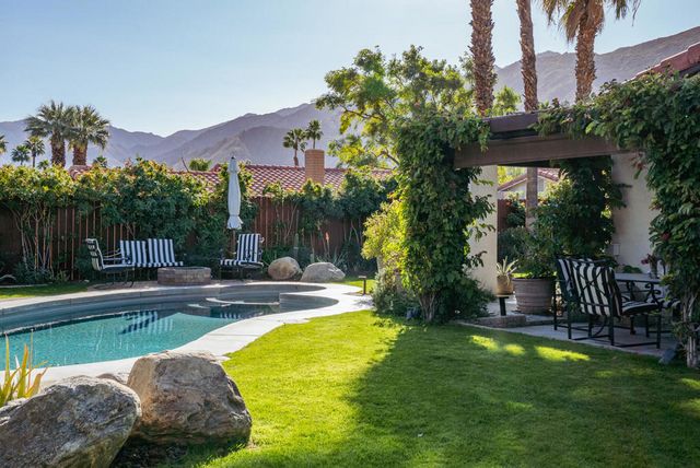 1331 E Del Paso Way, Palm Springs, CA 92262