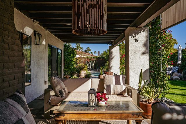 1331 E Del Paso Way, Palm Springs, CA 92262