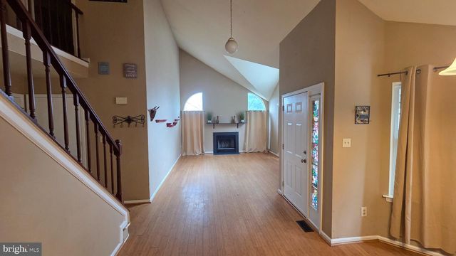 10 WESLEY LN, Burlington, NJ 08016