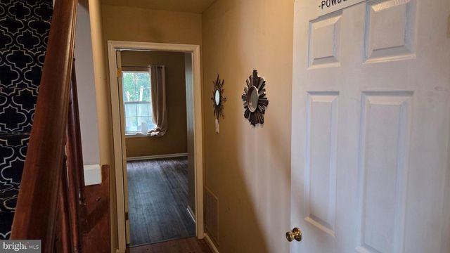 10 WESLEY LN, Burlington, NJ 08016