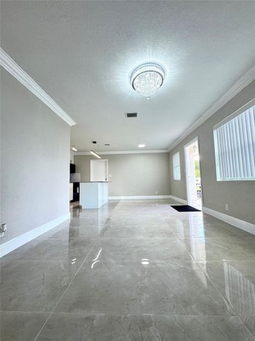 1020 NW 26th Avenue, Fort Lauderdale, FL 33311