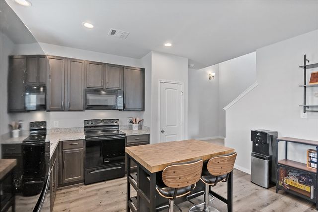 1403 Promise Court, Bryan, TX 77803