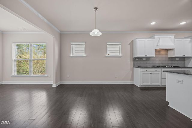 2048 Crampton Grove Way, Cary, NC 27519