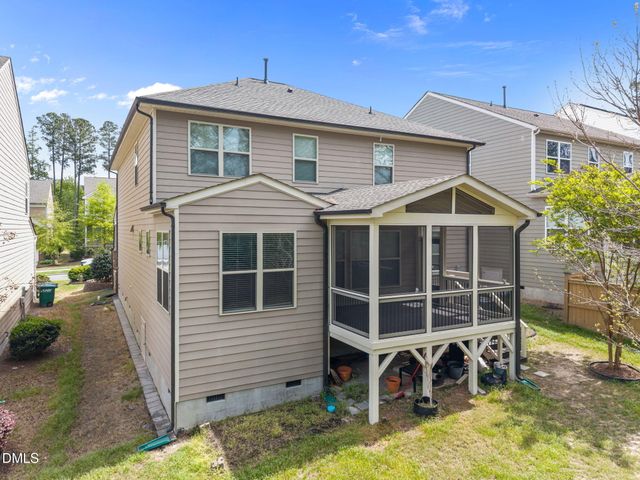 2048 Crampton Grove Way, Cary, NC 27519