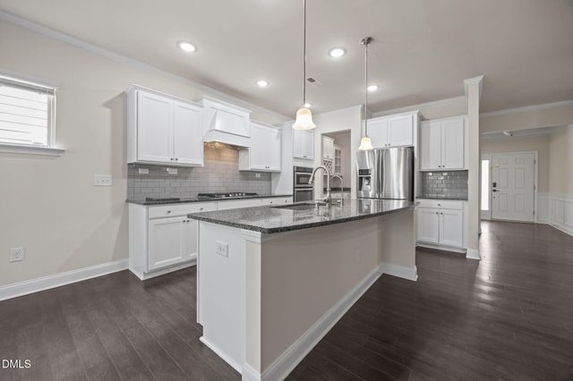 2048 Crampton Grove Way, Cary, NC 27519