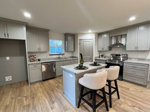 1438 E Waco Avenue, Dallas, TX 75216