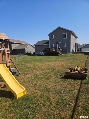 119 14TH Avenue, De Witt, IA 52742