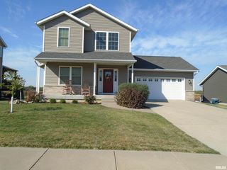 119 14TH Avenue, De Witt, IA 52742