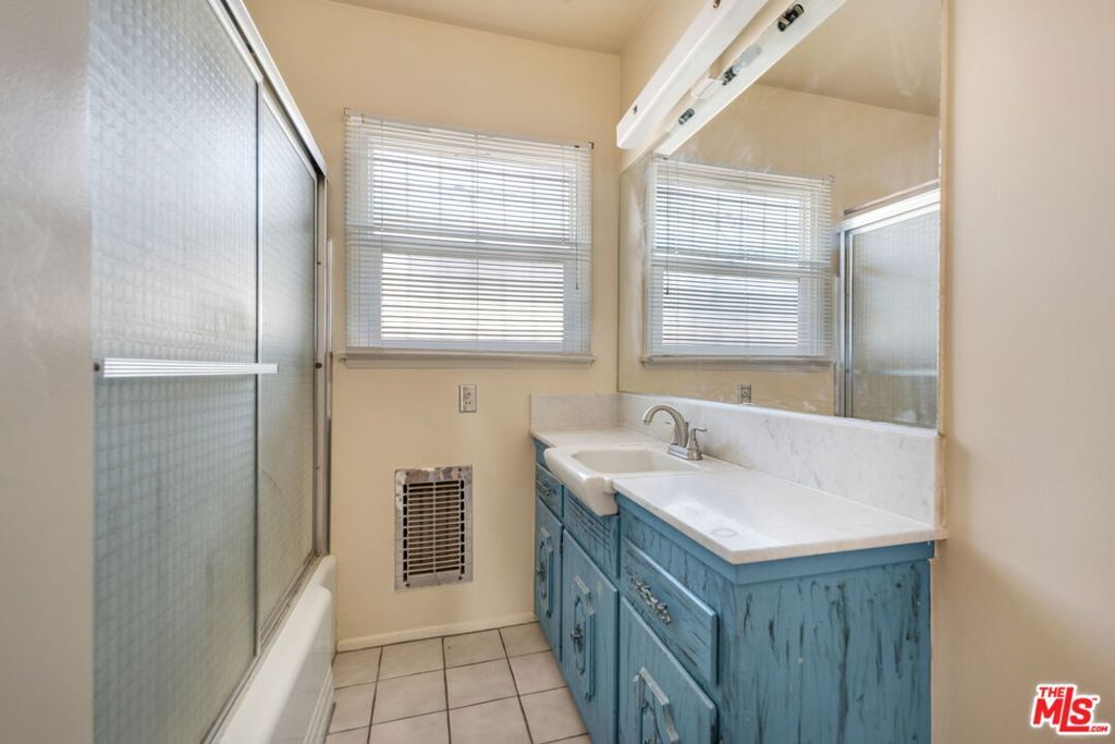 Image 15 of property listing at 13504 S Wilkie Avenue, Gardena, CA 90249