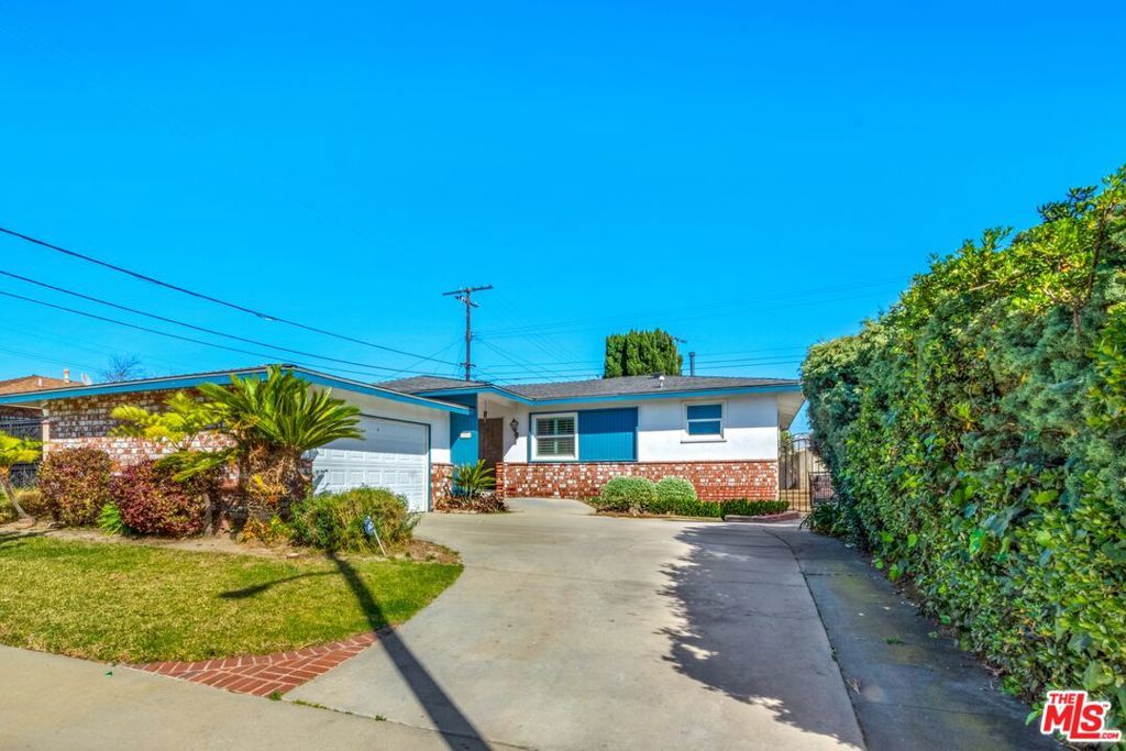 Image 2 of property listing at 13504 S Wilkie Avenue, Gardena, CA 90249