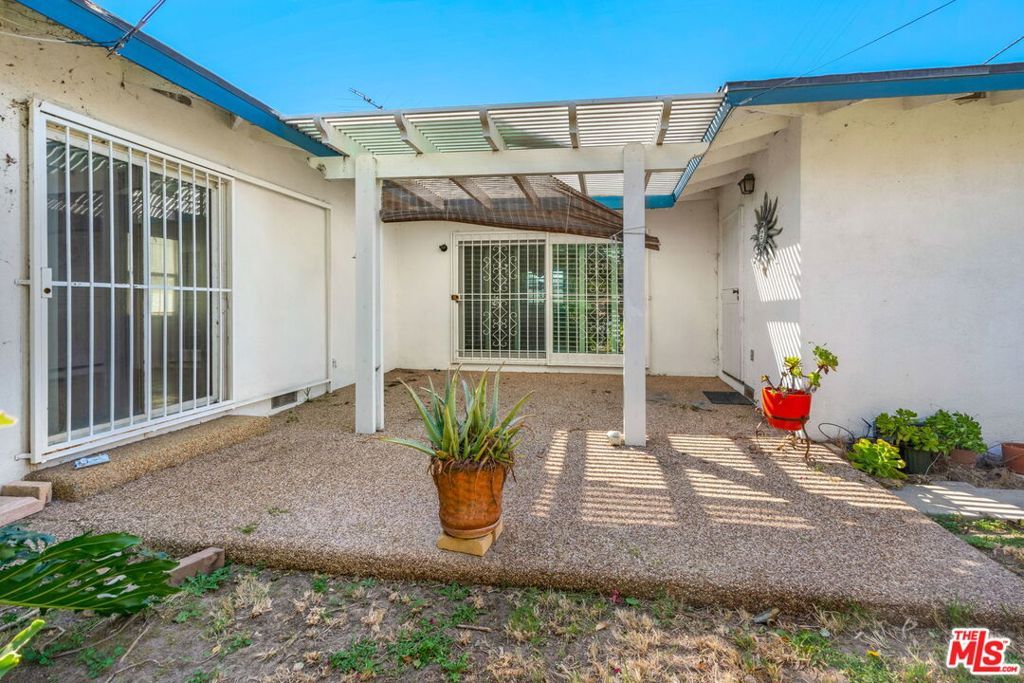 Image 22 of property listing at 13504 S Wilkie Avenue, Gardena, CA 90249