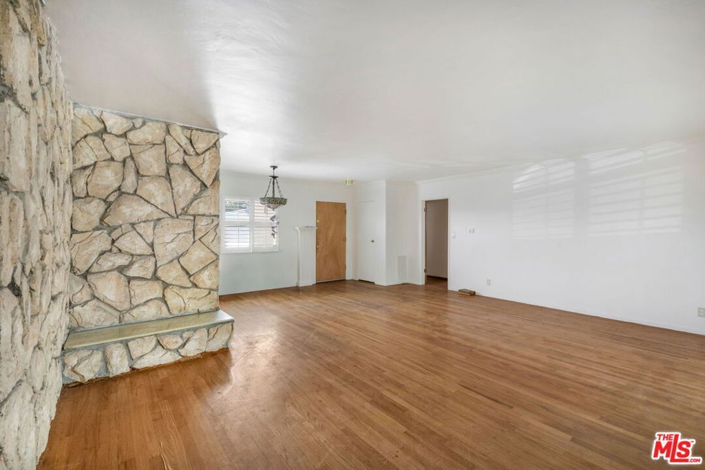 Image 6 of property listing at 13504 S Wilkie Avenue, Gardena, CA 90249