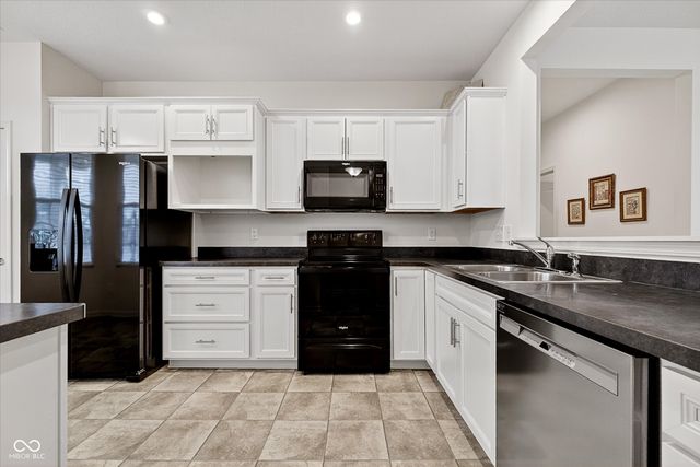 4879 Larkspur Drive, Plainfield, IN 46168