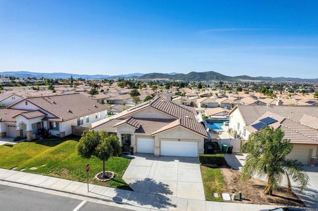 28263 Evening Star Dr, Menifee, CA 92585